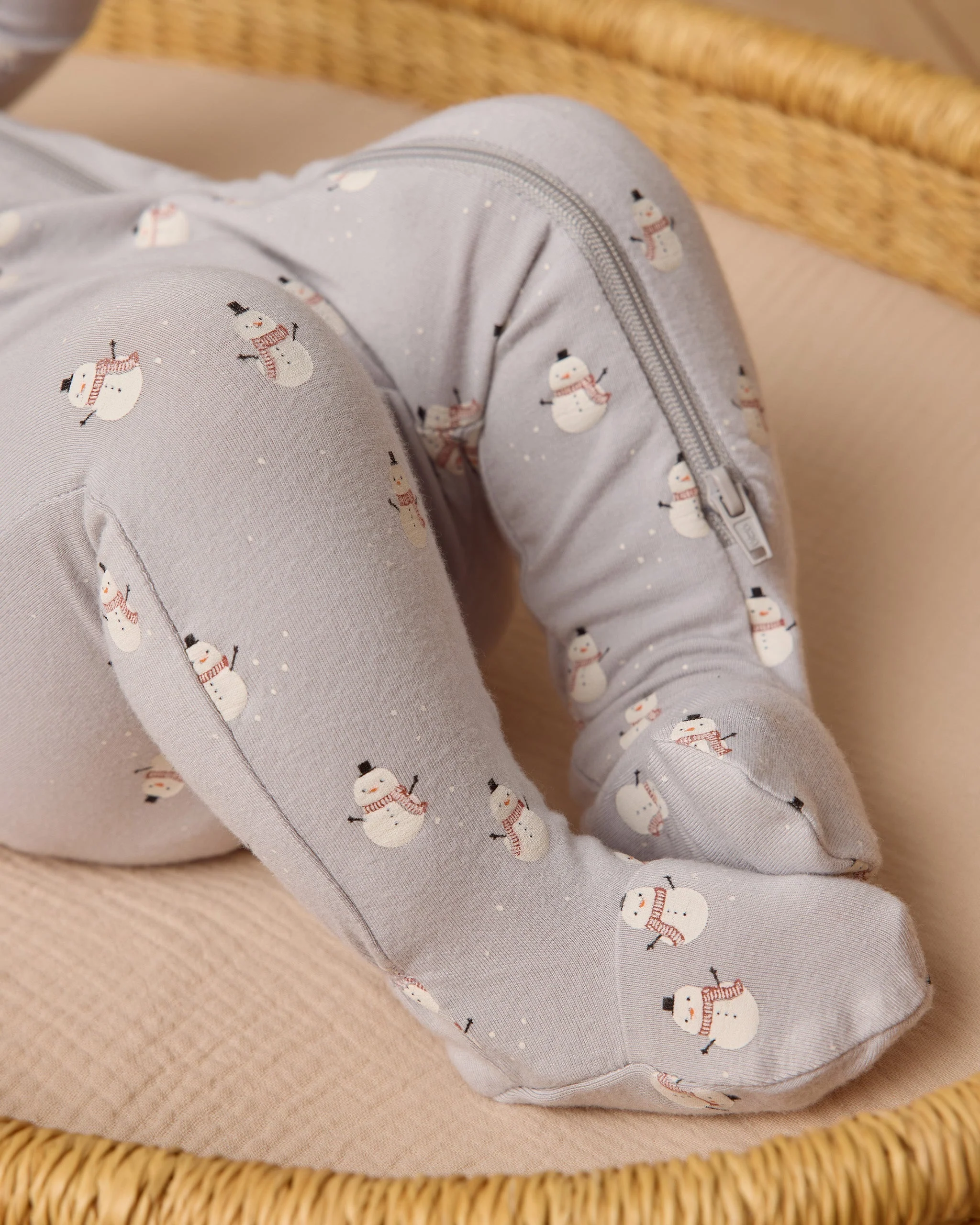 Bamboo Zip Footie || Snowmen - Image 5