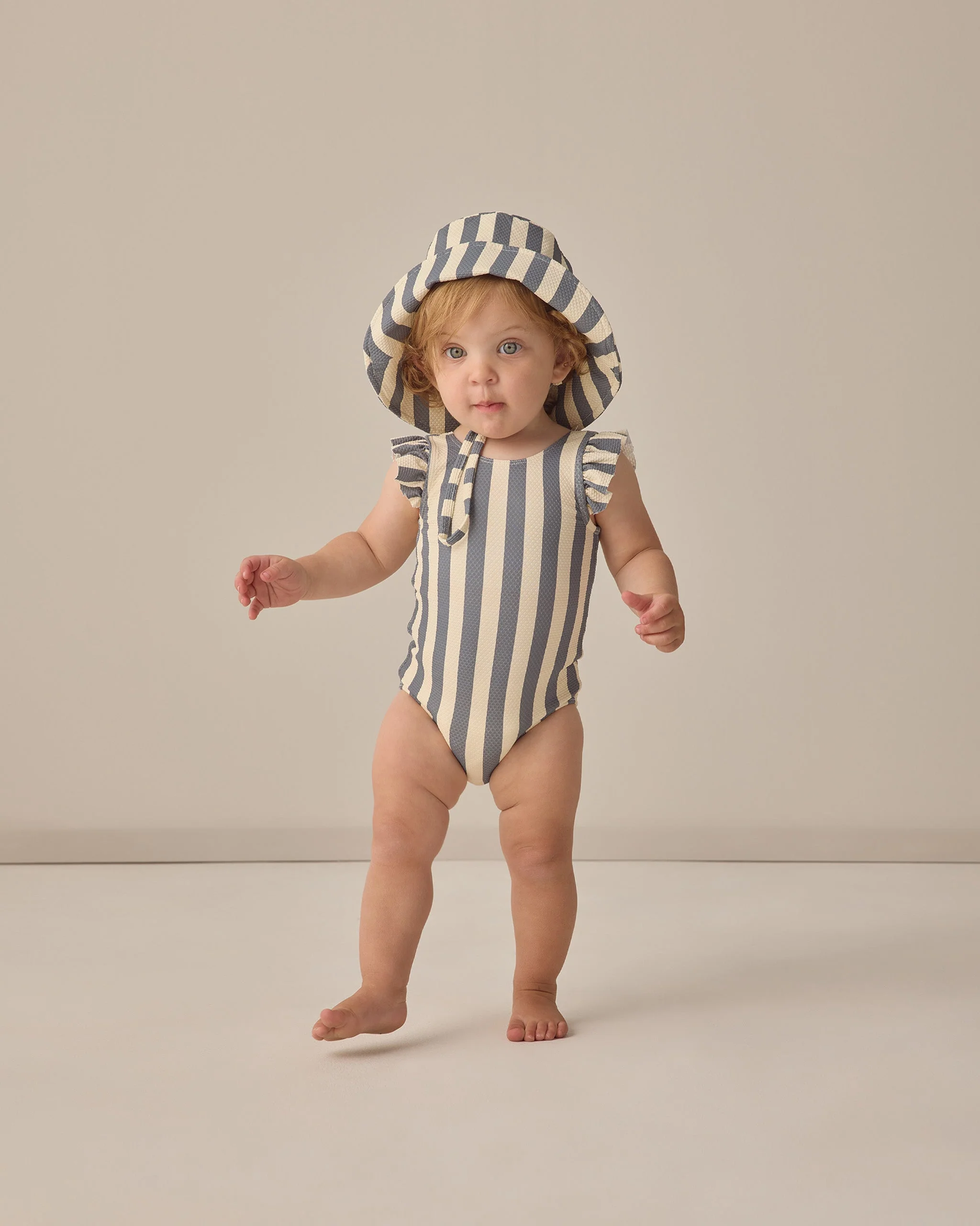 Bucket Hat Retro Stripe Ocean - Image 4