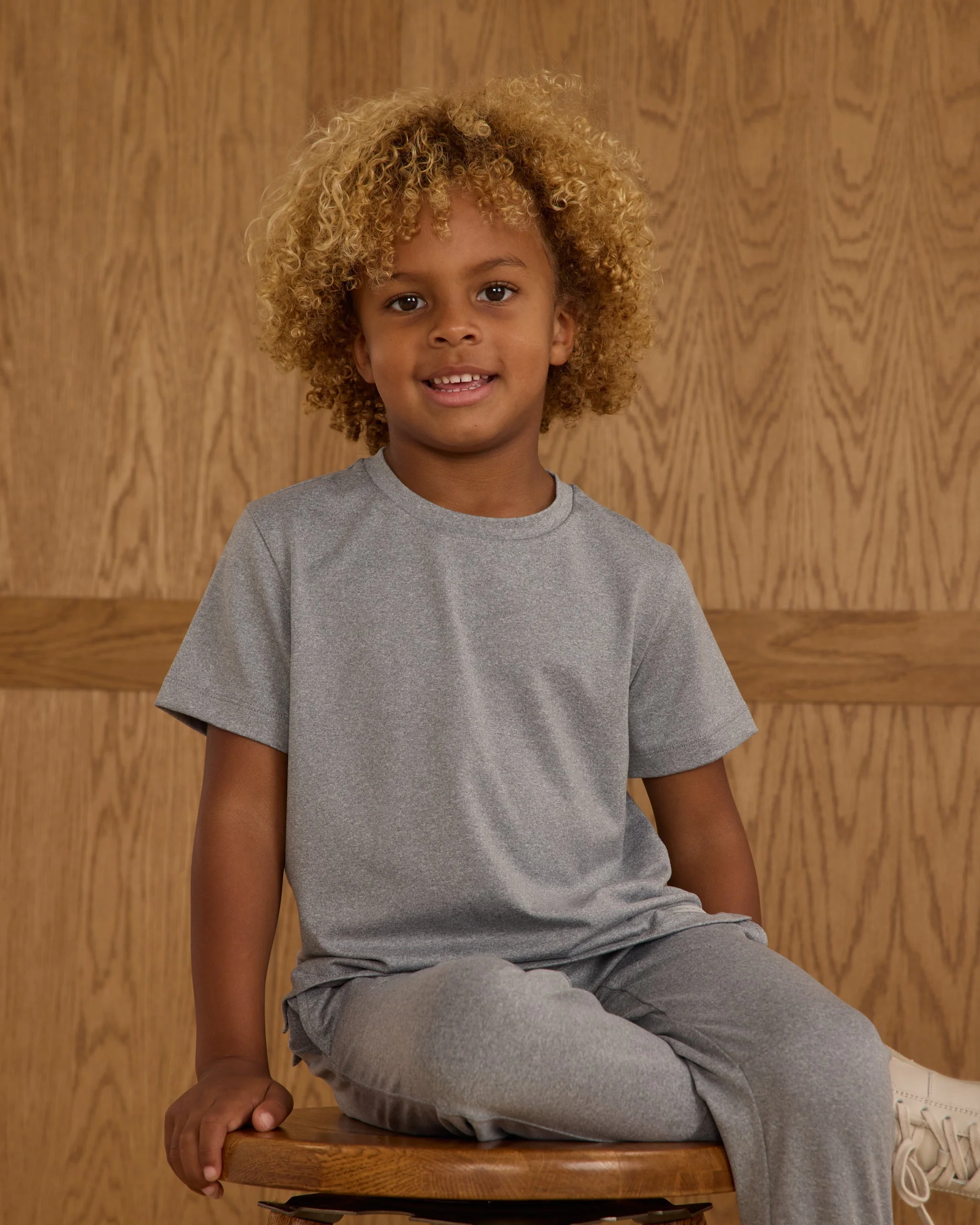 Cove Essential Tee || Heathered Dusty Blue - Image 3