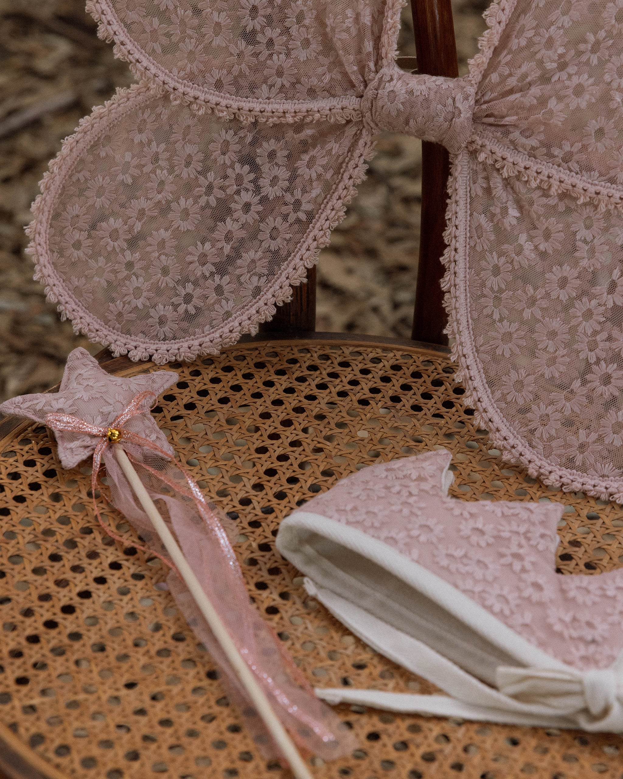 Crown & Wand | Rose - Image 3