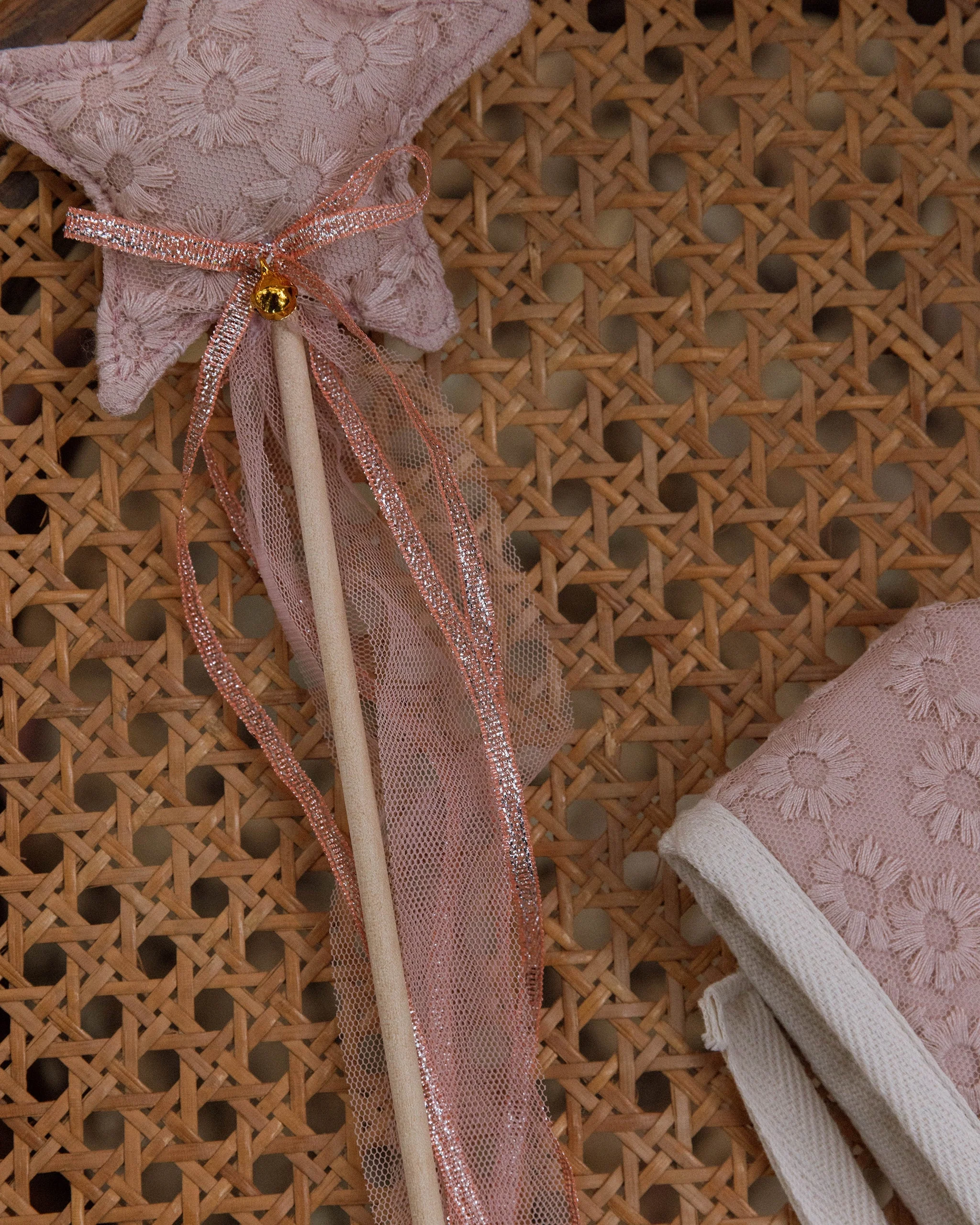 Crown & Wand | Rose - Image 5