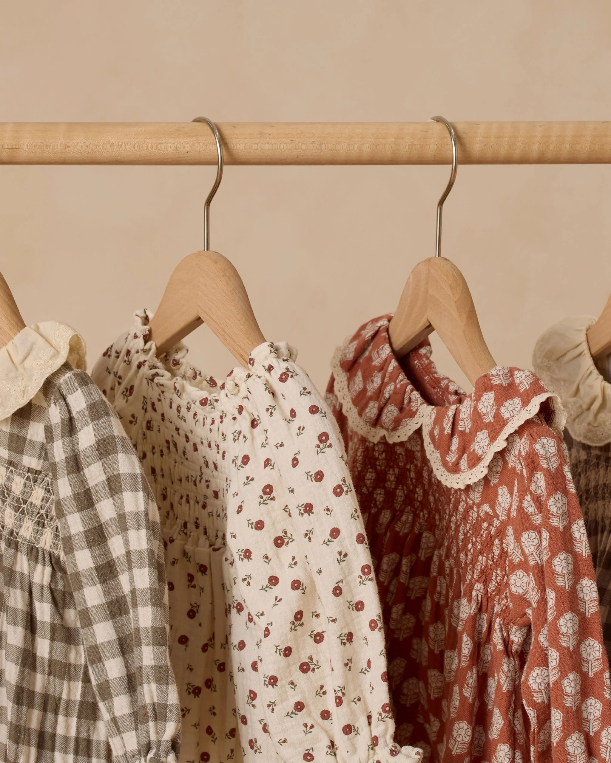 Eden Romper || Winter Ditsy - Image 6