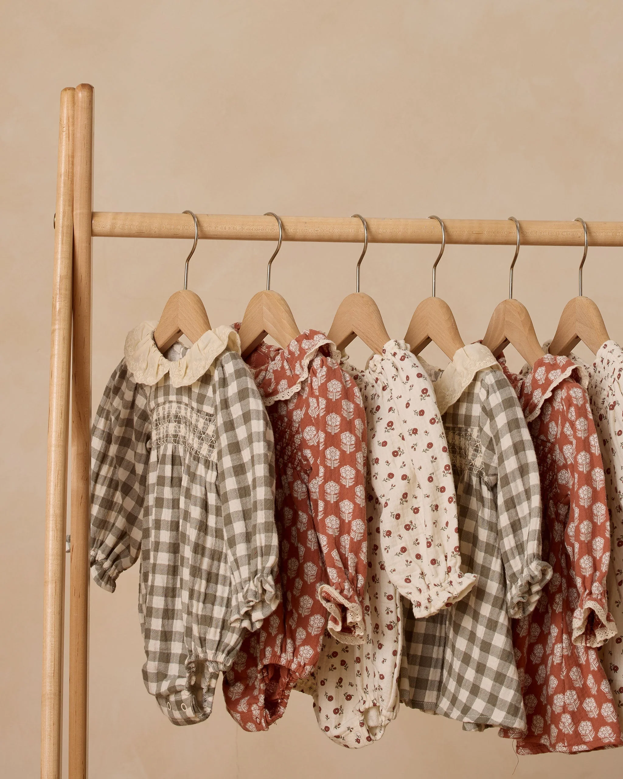 Eden Romper || Winter Ditsy - Image 7