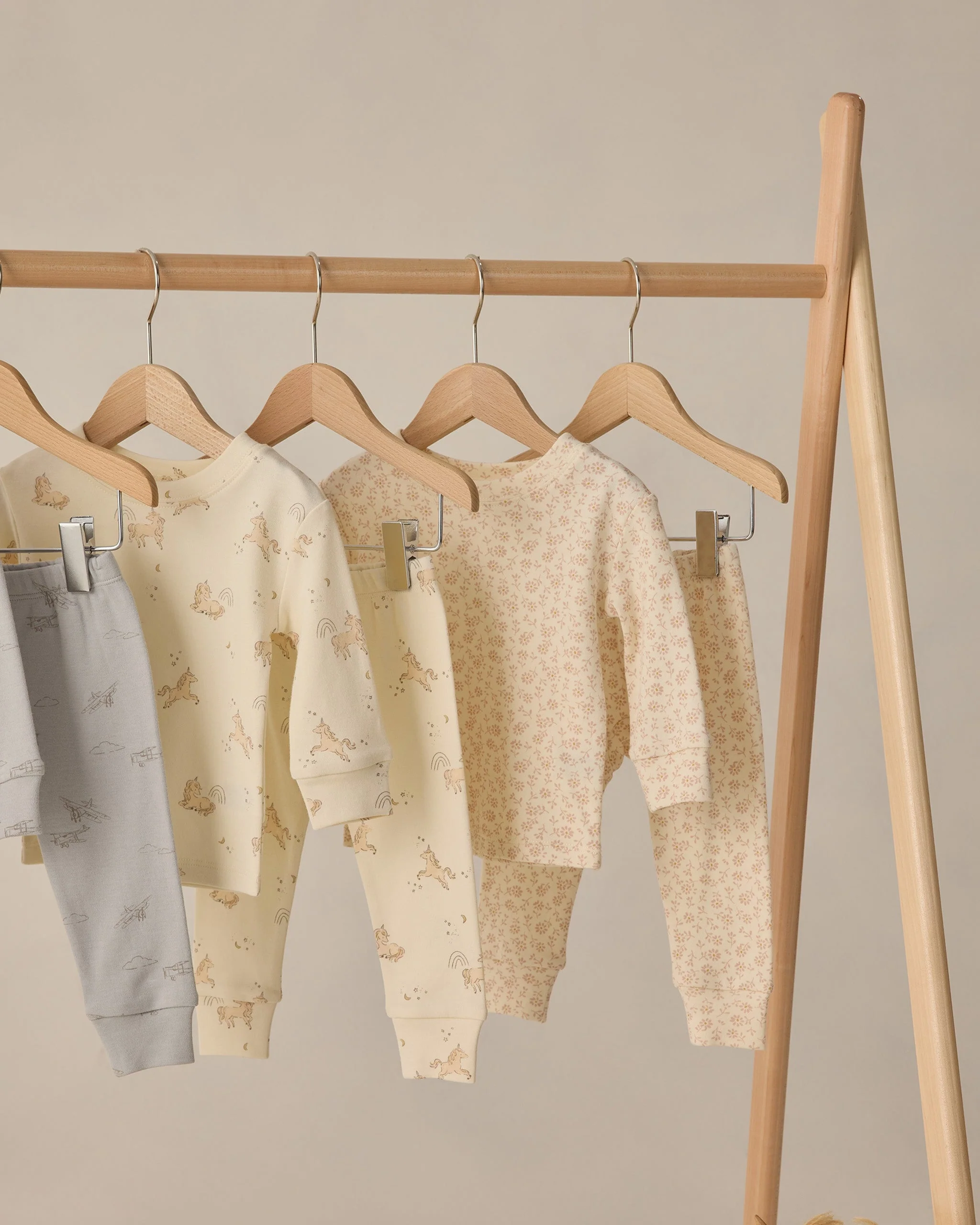 Jersey Pajama Set Unicorns - Image 6