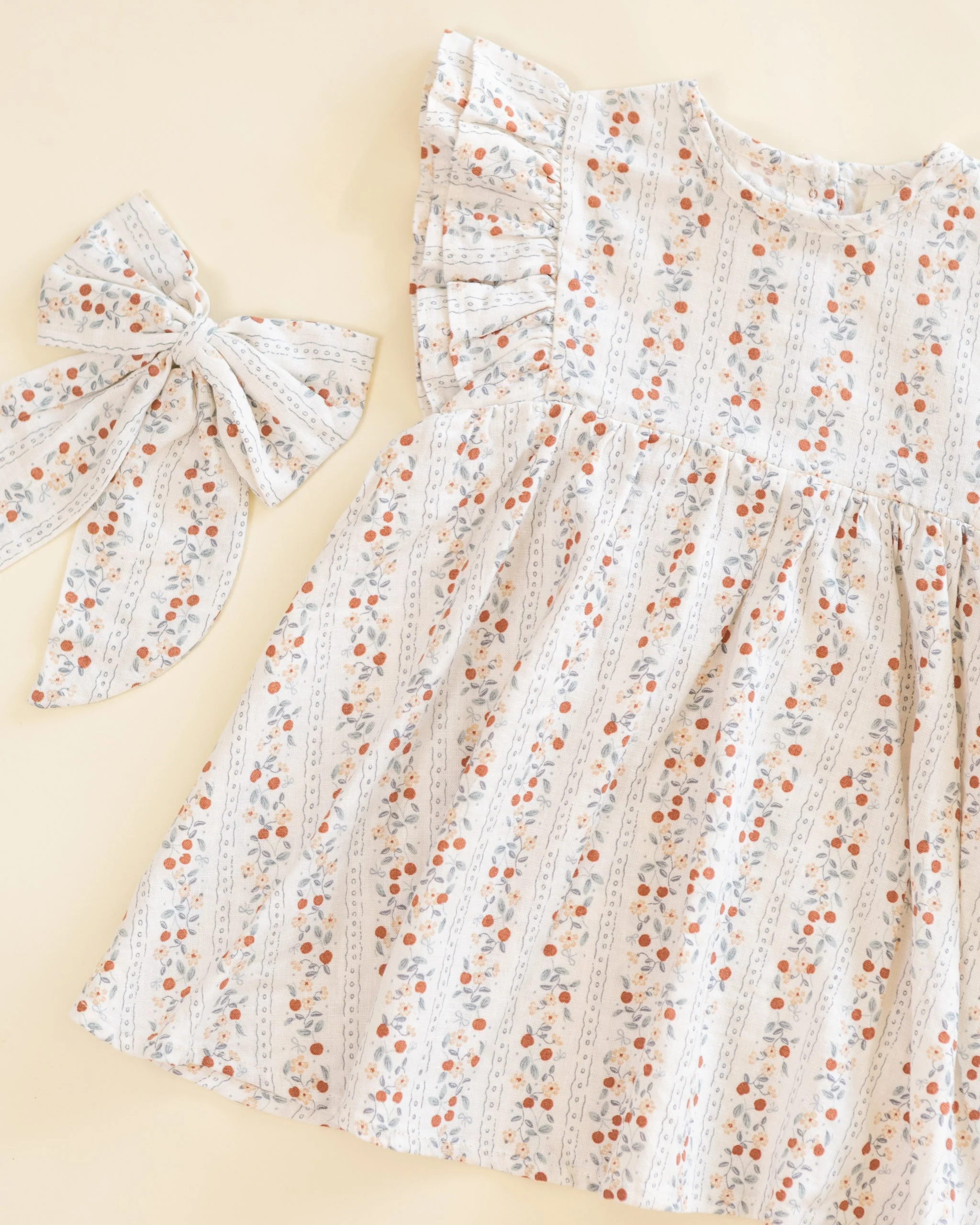 Oversized Bow Summer Fruit - Image 2