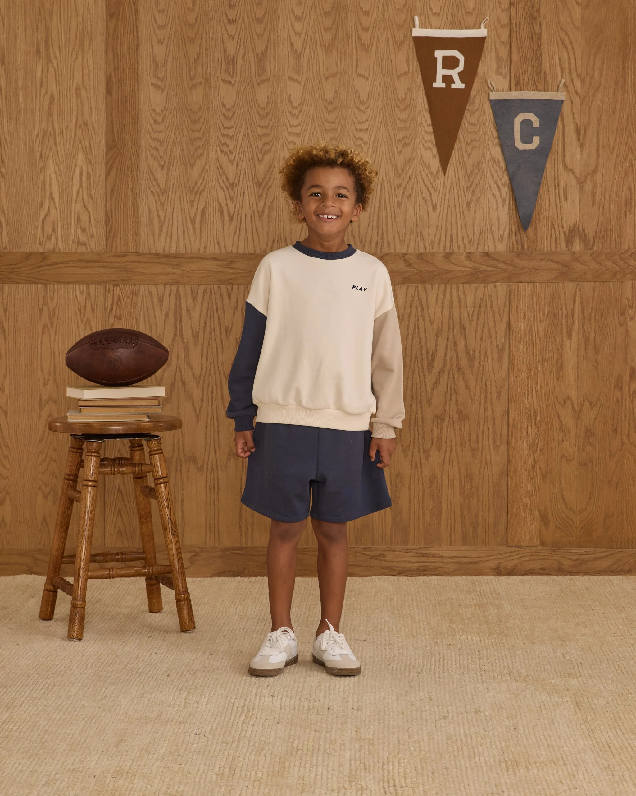 Relaxed Sweatshirt || Navy Color Block - Image 4