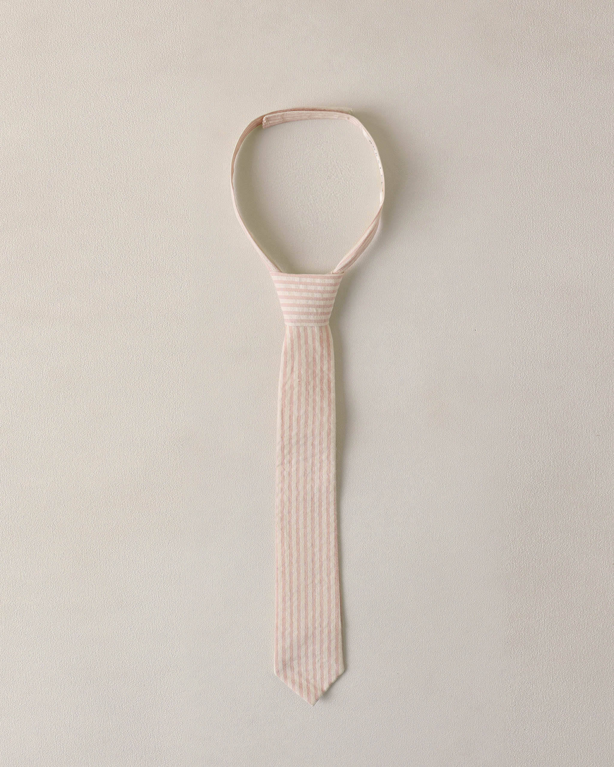 Skinny Tie Petal