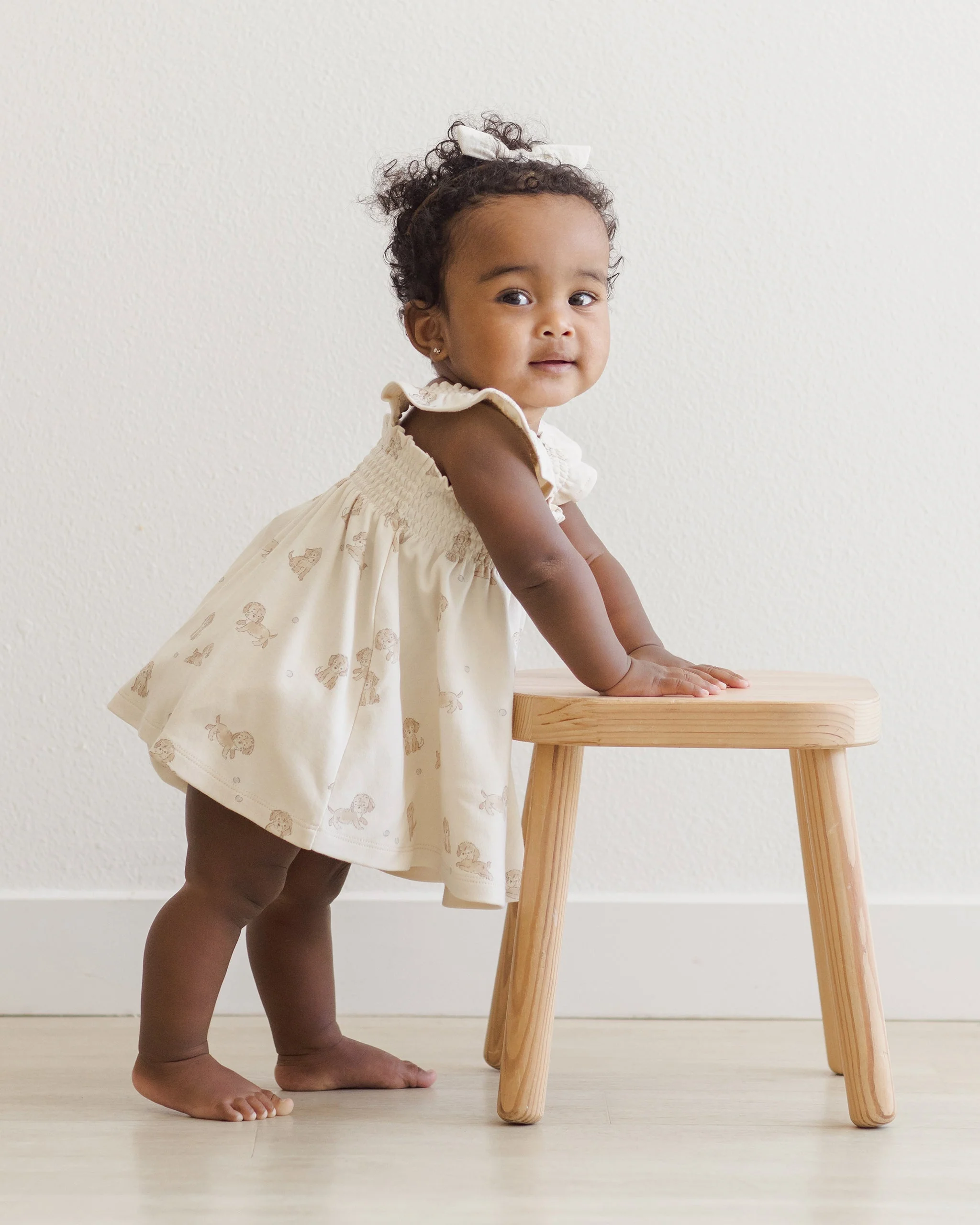 Smocked Jersey Dress || Puppies - Image 2