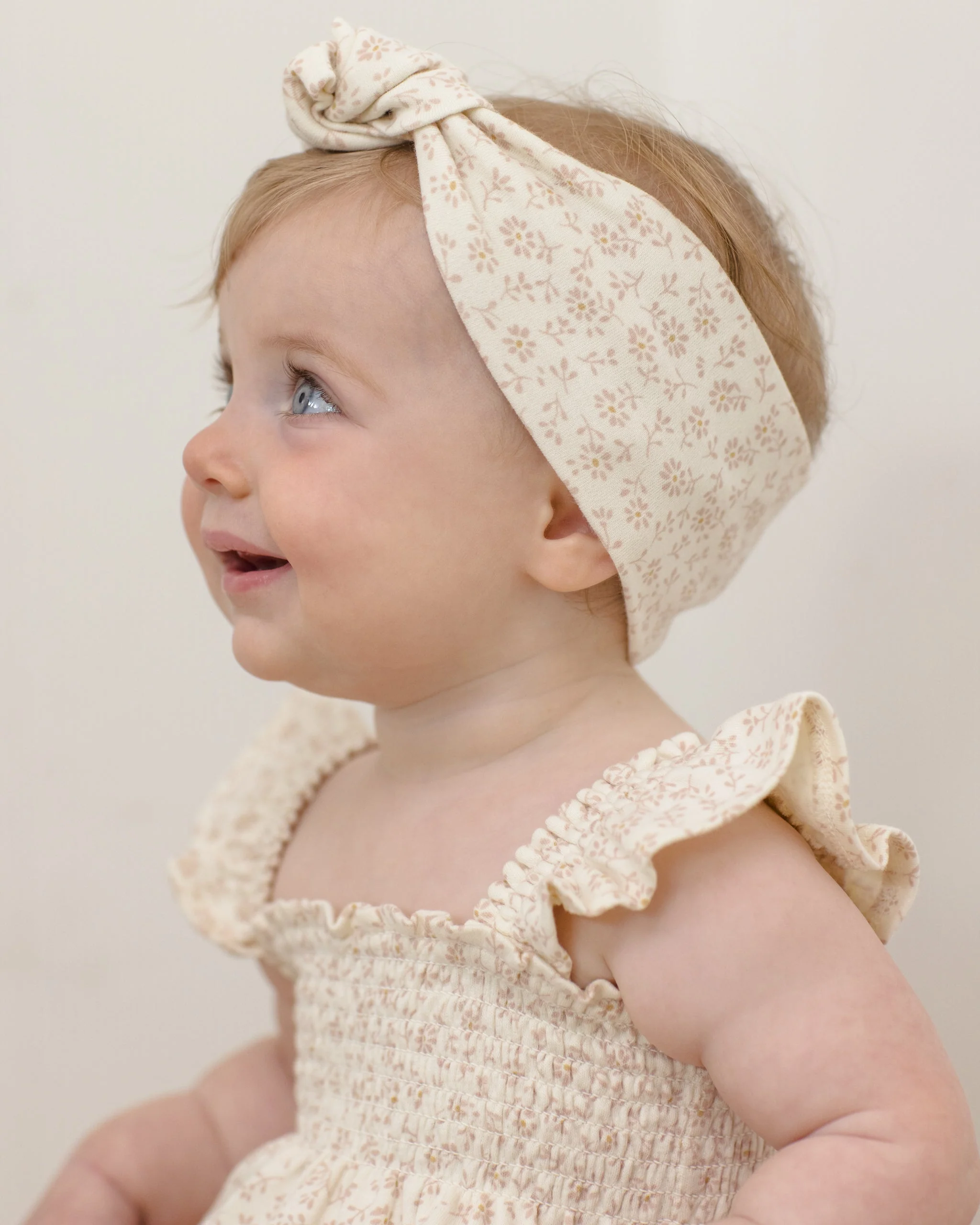 Smocked Ruffle Sleeve Romper Ditsy - Image 3