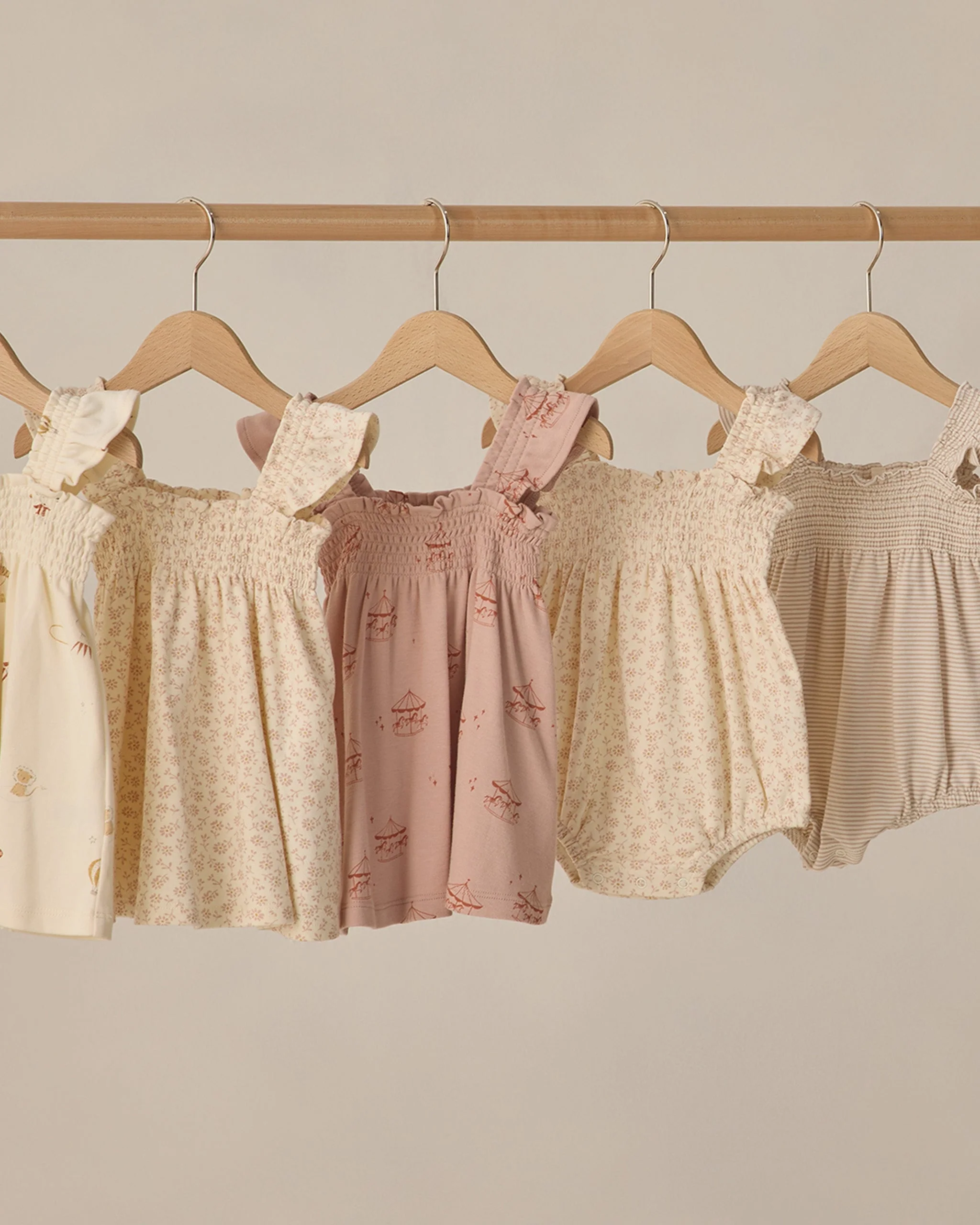 Smocked Ruffle Sleeve Romper Ditsy - Image 5